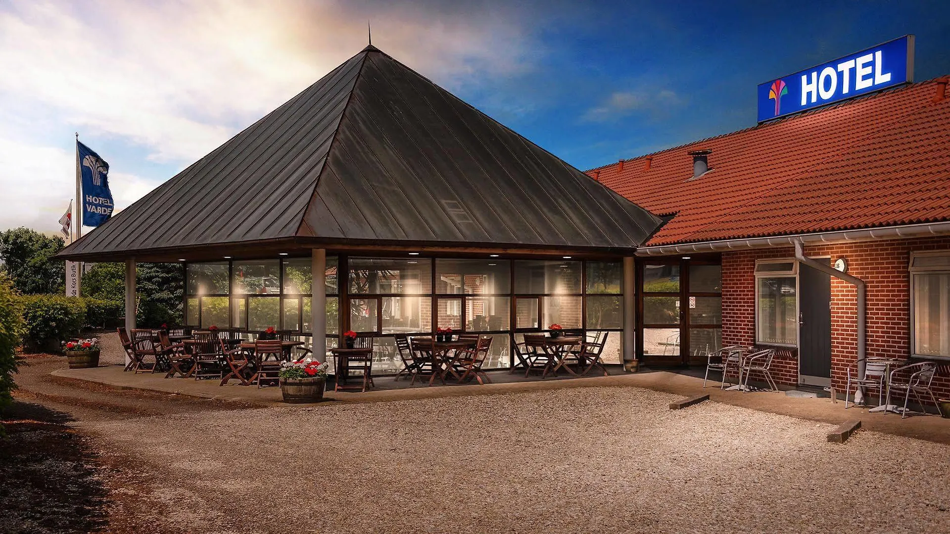 Hotel Varde 3*,